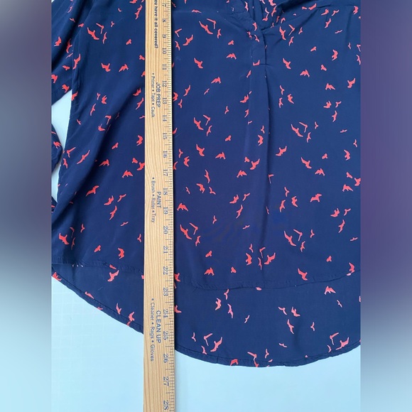 MNG Basics Long Sleeve Red Bird Print Blouse Women’s size L - Picture 7 of 13